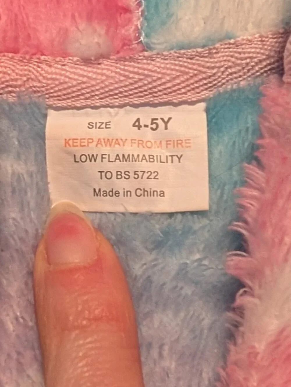 Unicorn robe and slippers size 4-5. Pink blue stars
